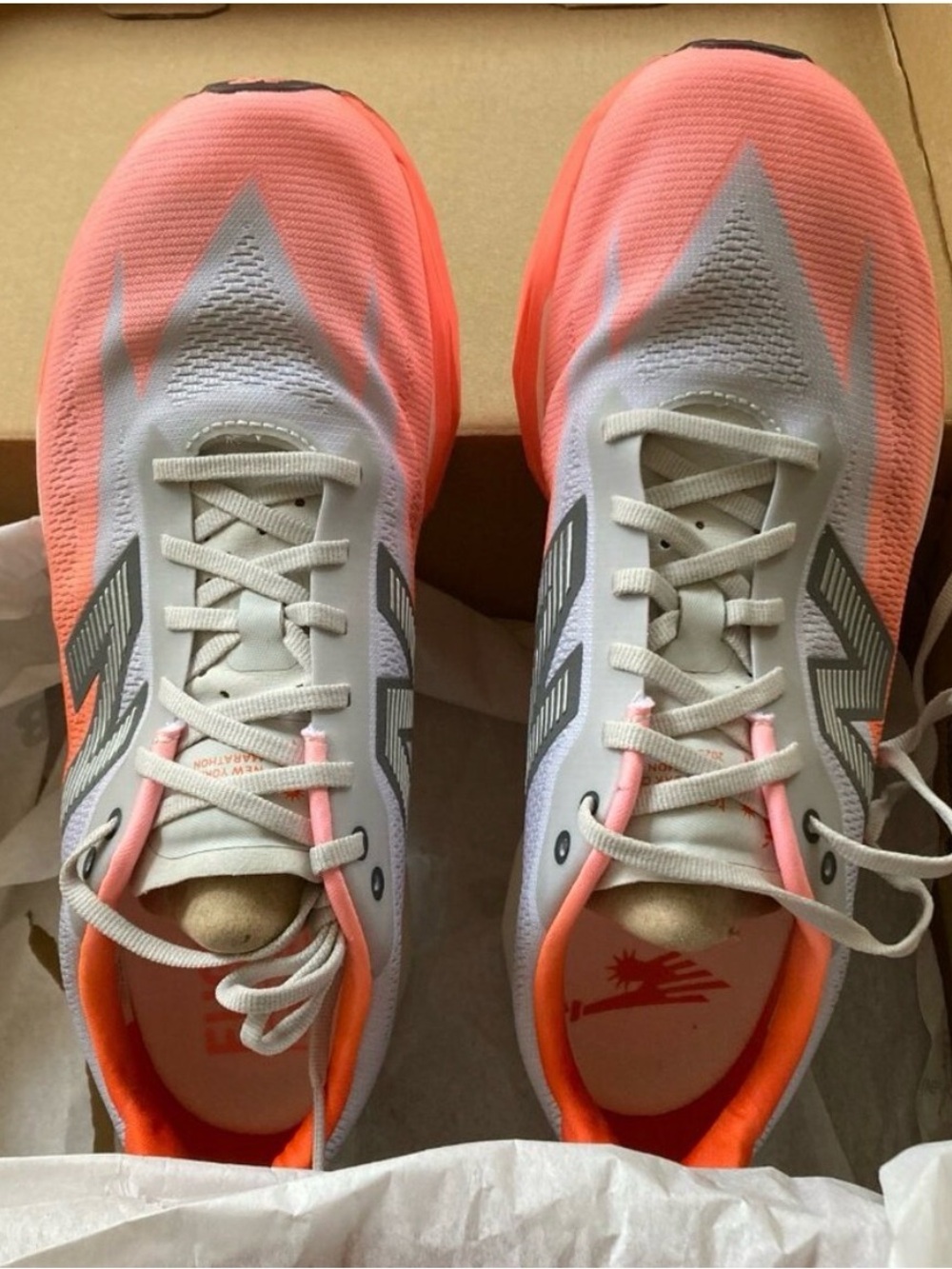 New Balance supercomp elite v5 nyc marathon size 10.5 men/ 12 women